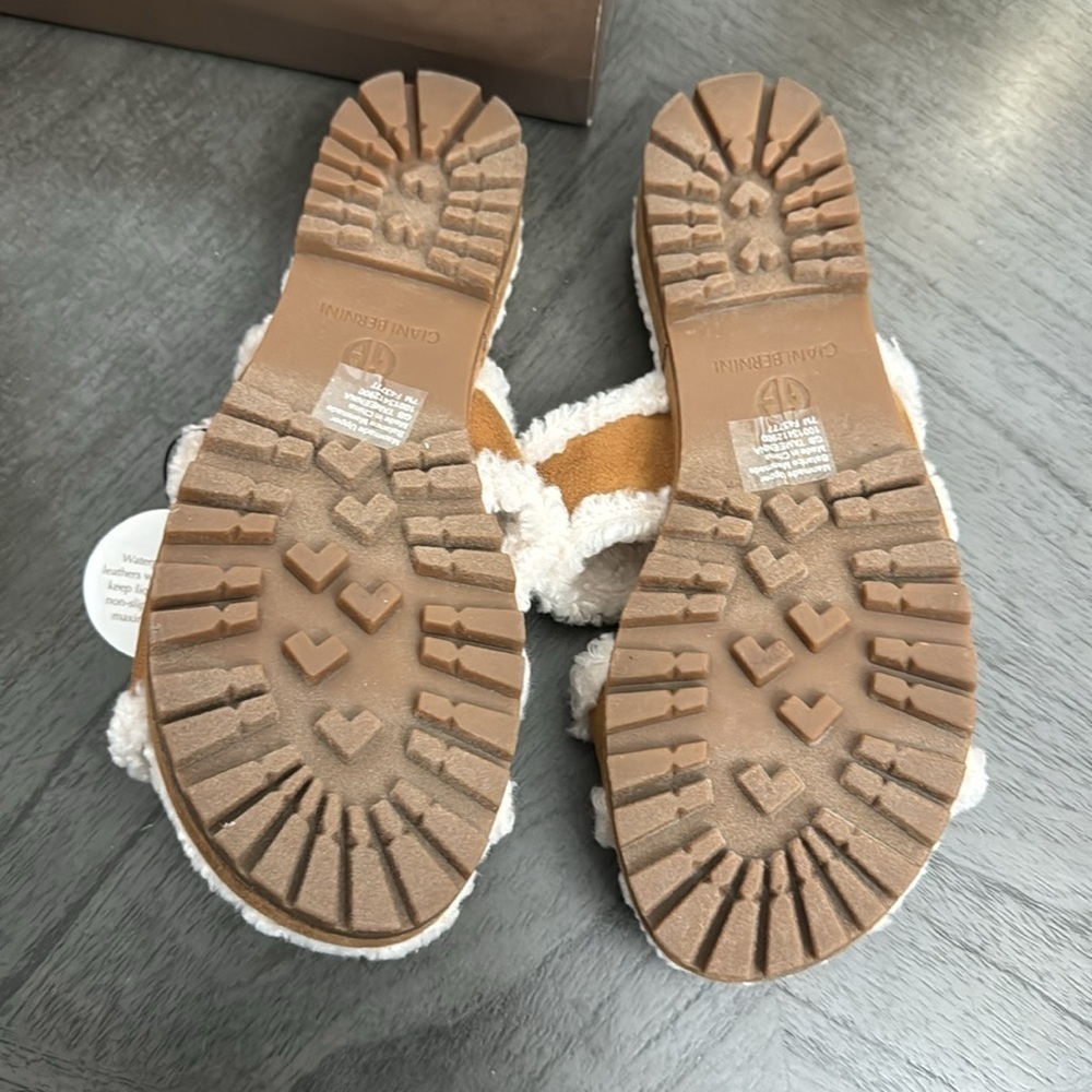 Giani Bernini Tameenna Lug Sole Furry Slippers - Picture 3 of 6